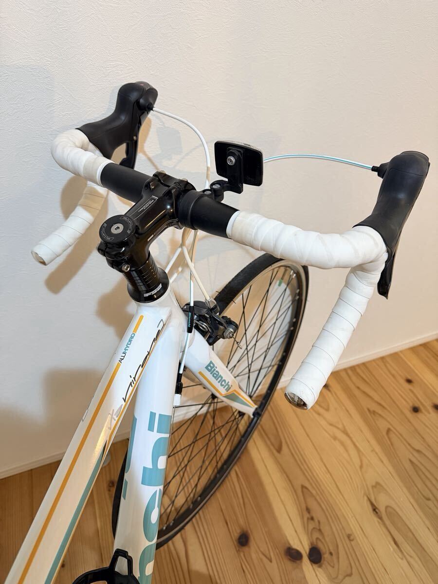 中古 美品 Bianchi ビアンキ VIA NIRONE 7 ビア ニローネ 7 46 SHIMANO シマノ Claris ロードバイク 空気入れ_画像5