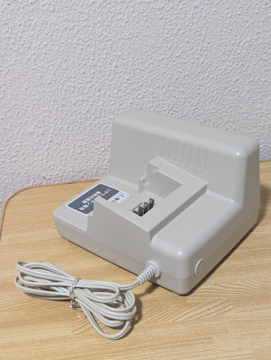 77993「中古」バッテリー充電器 Panasonic NKJ033B　動作確認済み_画像4