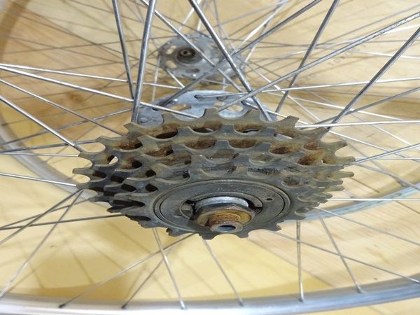 ▲アラヤ ランドナー用 ホイール前後セット 26×1-3/8 シマノ前後ラージハブ 回転抵抗あり サンツアー5段フリー付き 14-24T▲2980_画像6