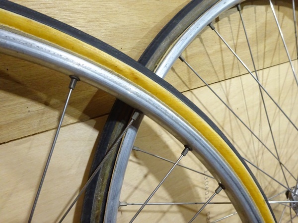 ▲MAVIC　ロード用　ホイール前後セット　700C　サンシン前後ハブ　回転正常　目立つ振れなし　サンツアー　６段フリー付き▲2980_画像2