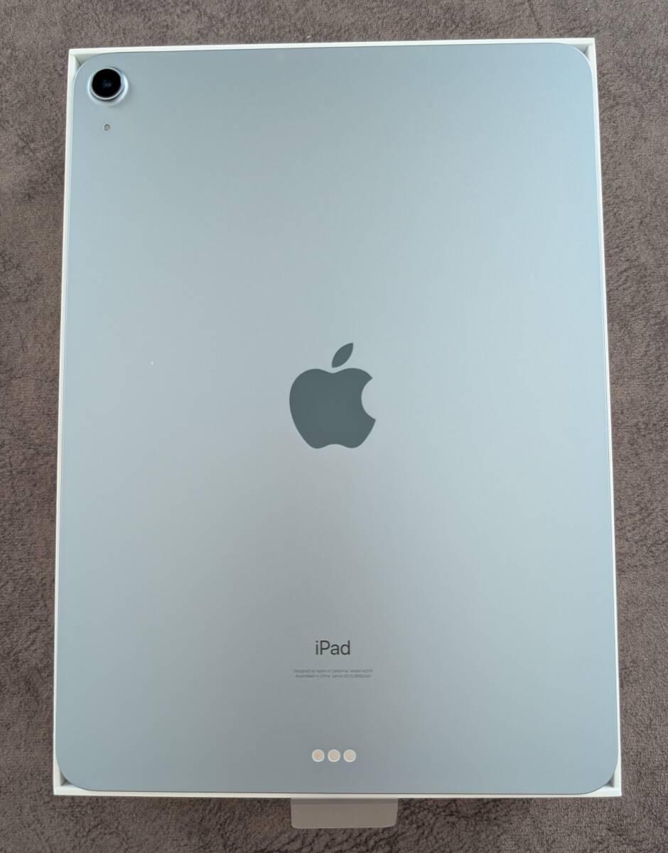 送料無料 Apple iPad Air 第4世代 4th Generation WiFi スカイブルー sky blue 256GBアップル 10.9インチ MYFY2J/A A2316 _画像1