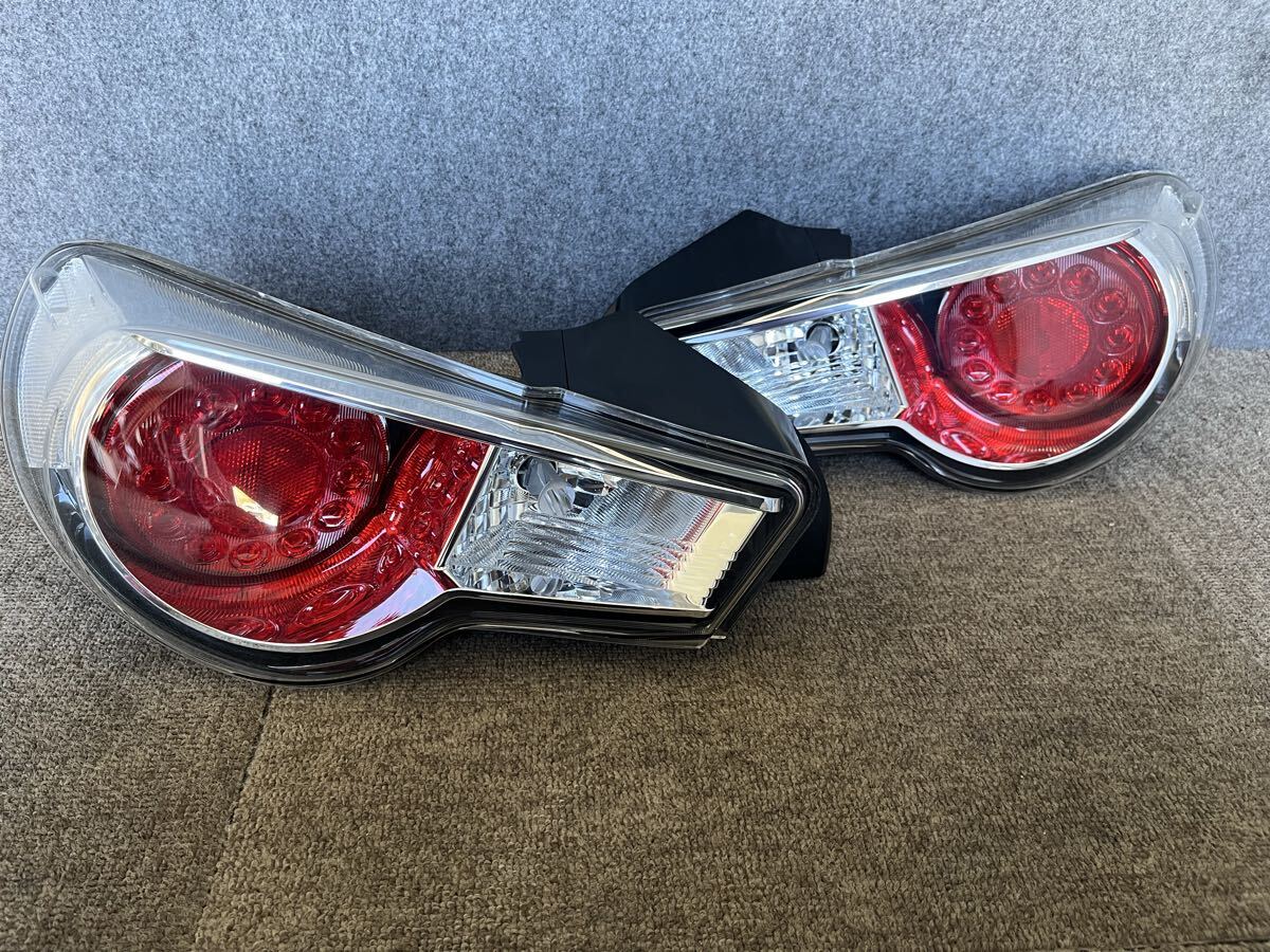 ZN6 ZC6 BRZ ハチロク GT86 テールランプ 左右セット トヨタ テールライト_画像1