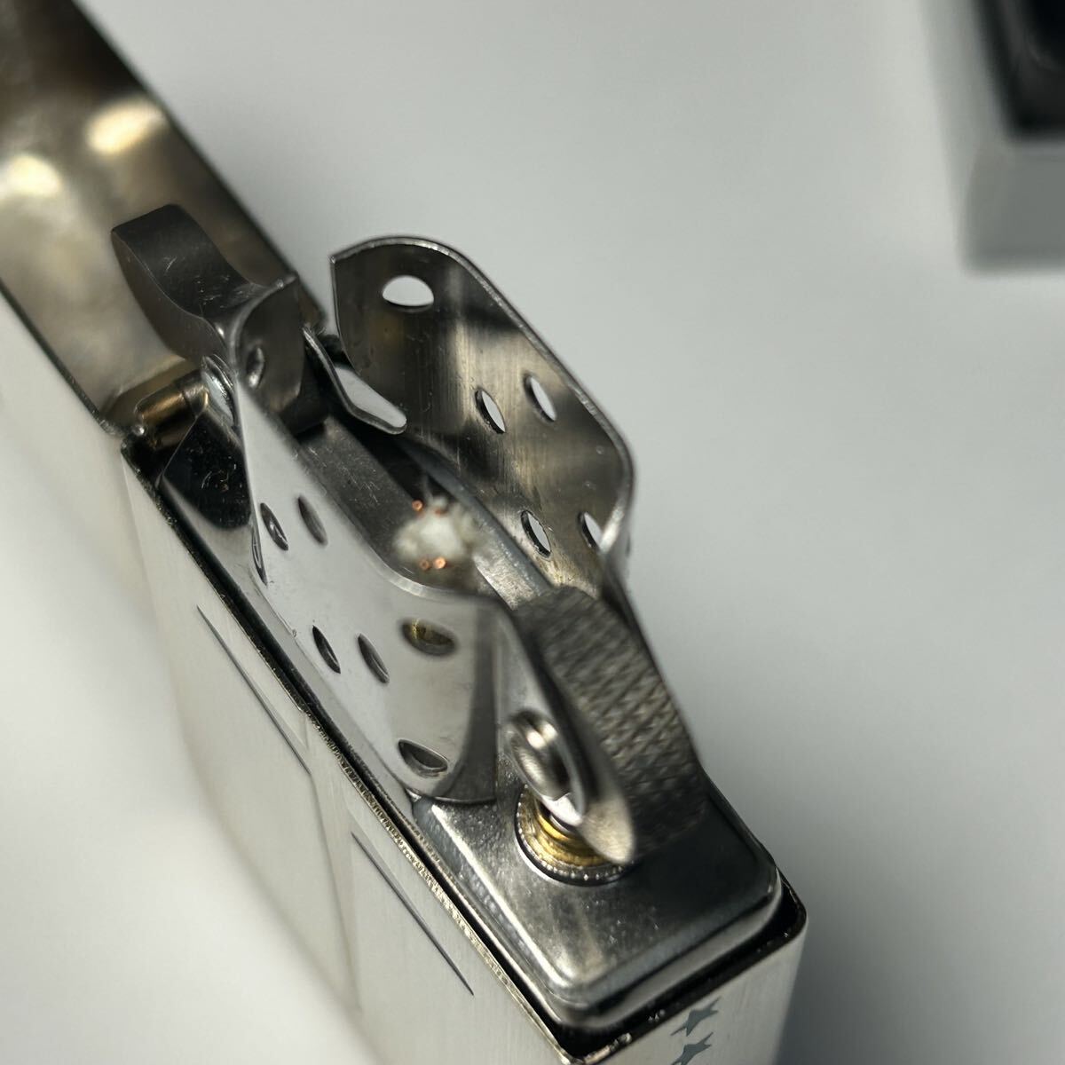 ZIPPO seven Star Zippo - зажигалка SEVEN STAR