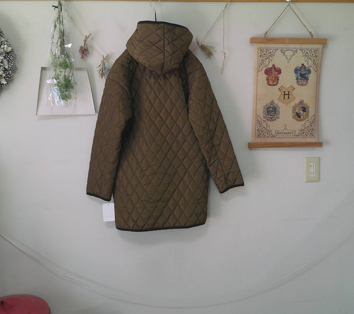 新品　タグ付き　NOLLEY'S LIGHT/ノーリーズ　フード裏もこもこ中綿キルティングコート_画像2