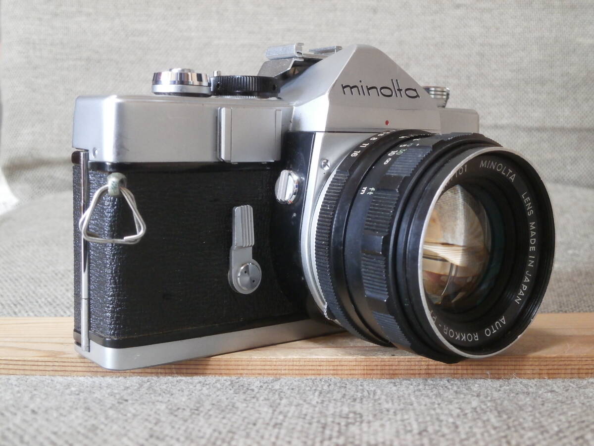 minolta SR-1s AUTO ROKKOR-PF 1:1.8 f=55mm レンズ付き　動作確認済み_画像3