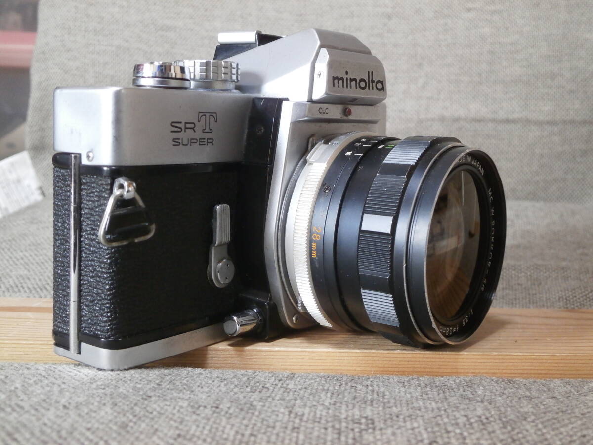 minolta SRT SUPER MC w. ROKKOR-SG 1:3.5 f=28mm レンズ付き　動作確認済み_画像3