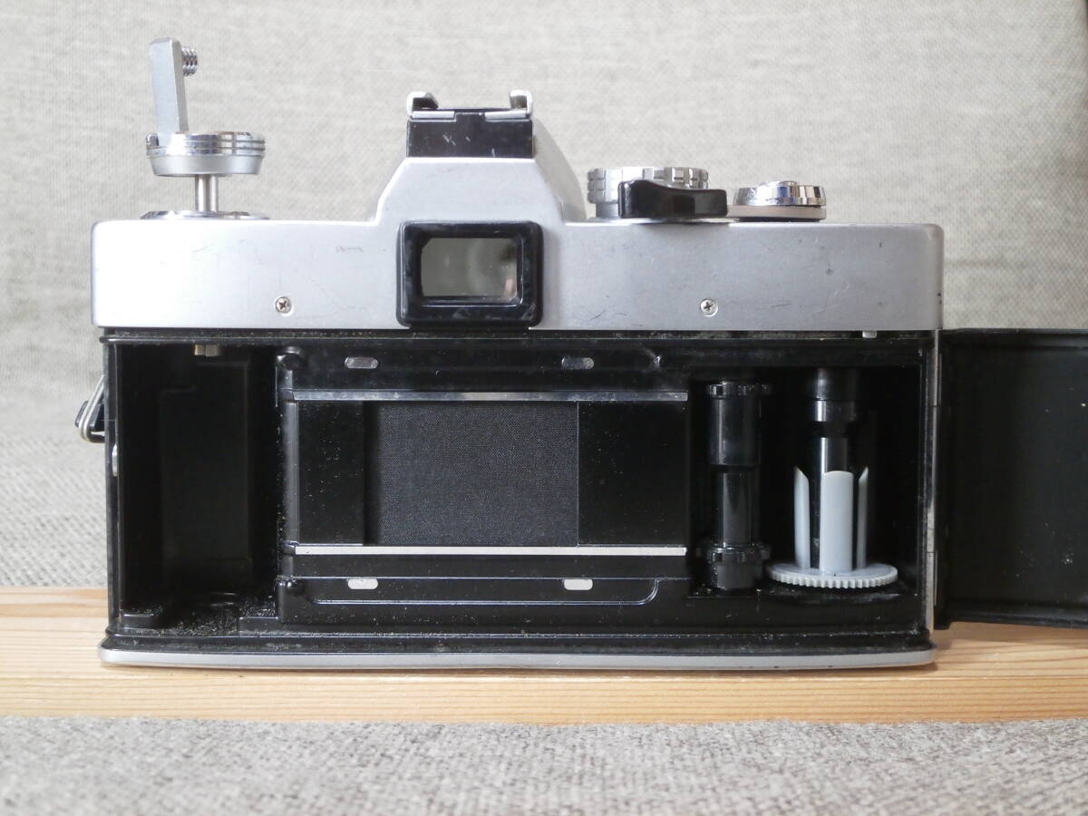 minolta SRT SUPER MC w. ROKKOR-SG 1:3.5 f=28mm レンズ付き　動作確認済み_画像5