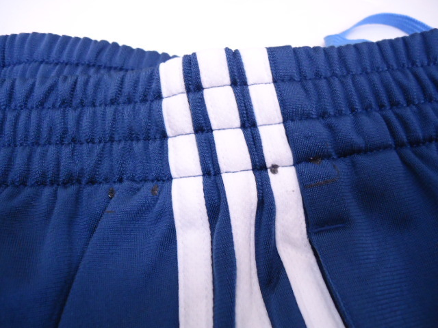 【KCM】Z-adi-17-2s-160★展示品★【adidas/アディダス】ジュニア　ジャージ 上下セット　FTN25-FM5723　テックインディゴ/ブルー　160_画像3