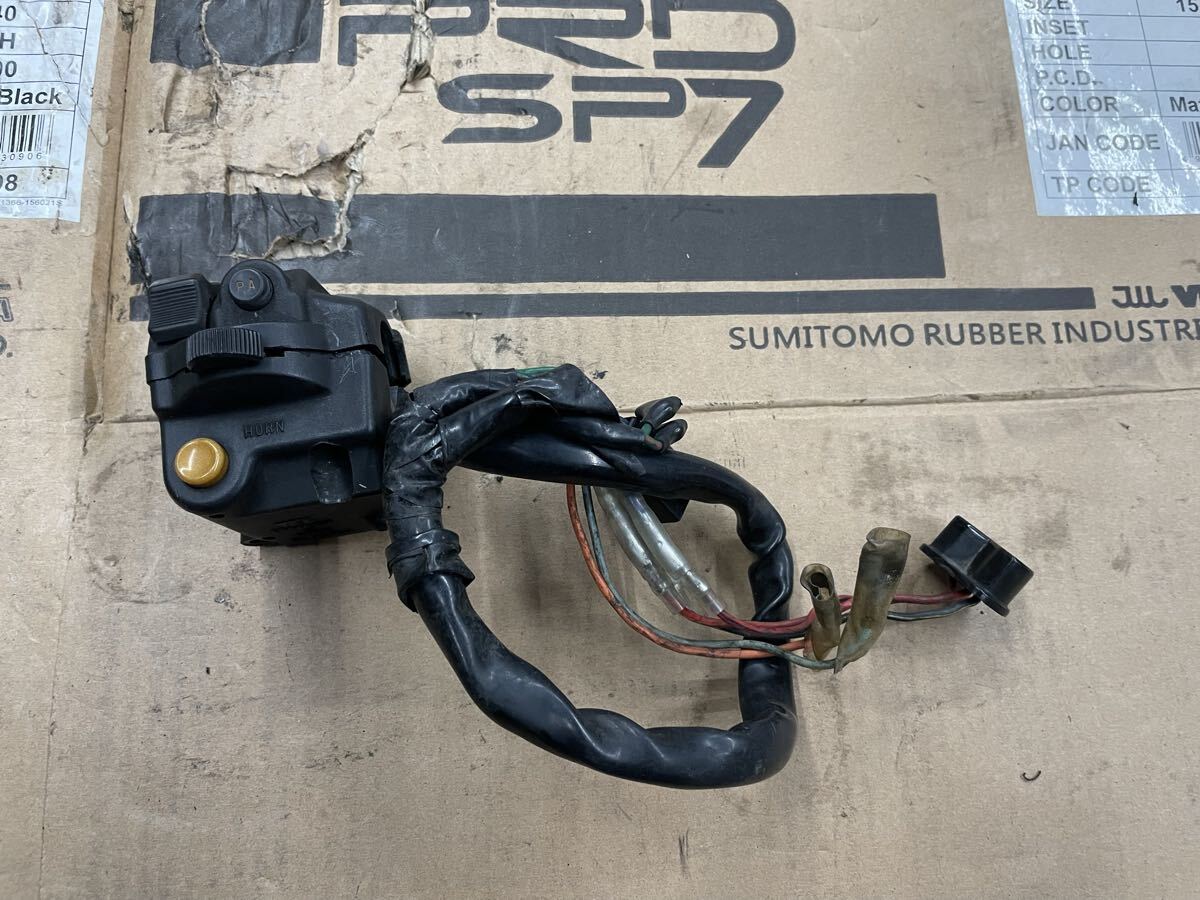 ホンダ NC07 CBX400F 純正 左 ハンドルスイッチ スイッチ 左スイッチ_画像1