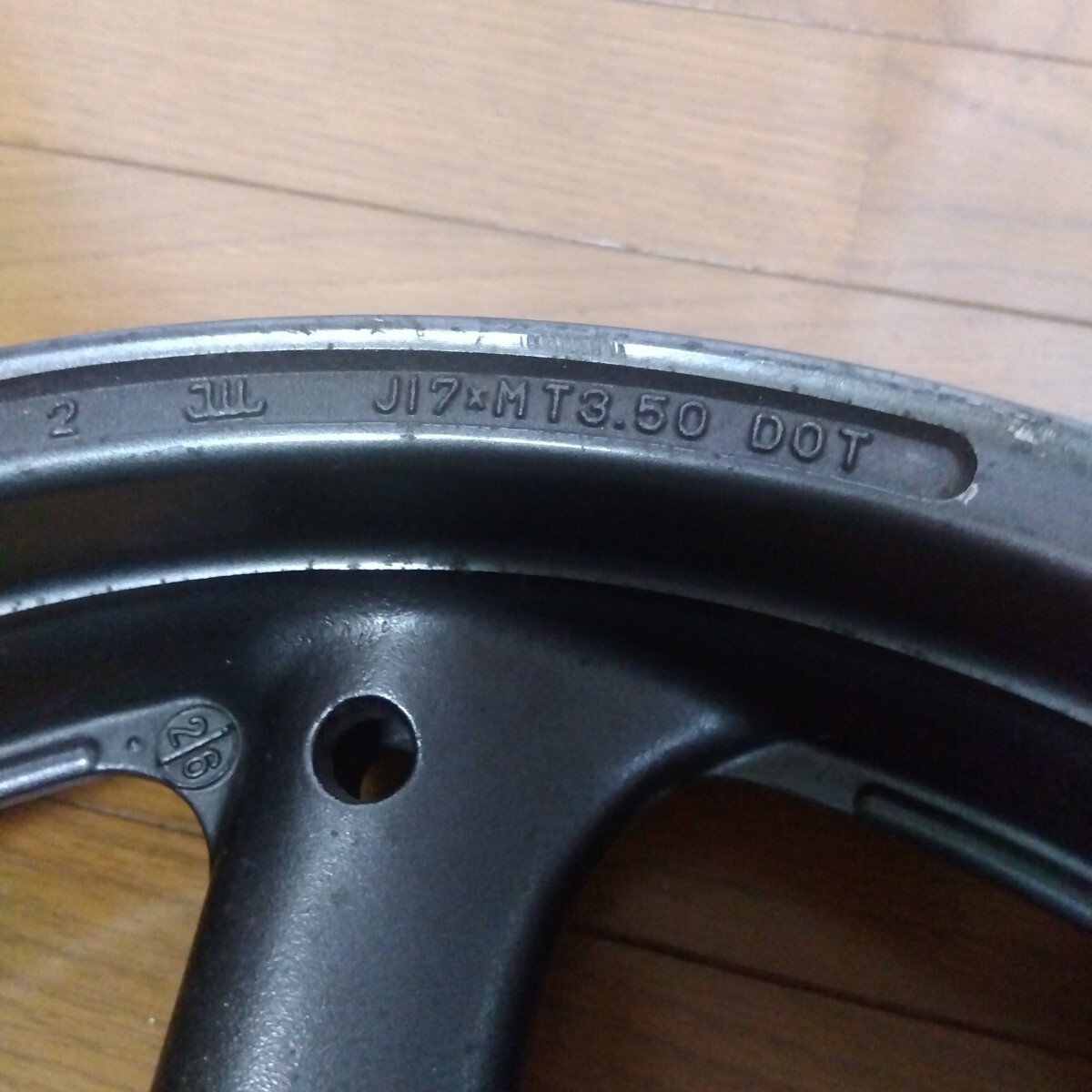 3.5J−17インチ フロントホイールスズキ純正_画像3