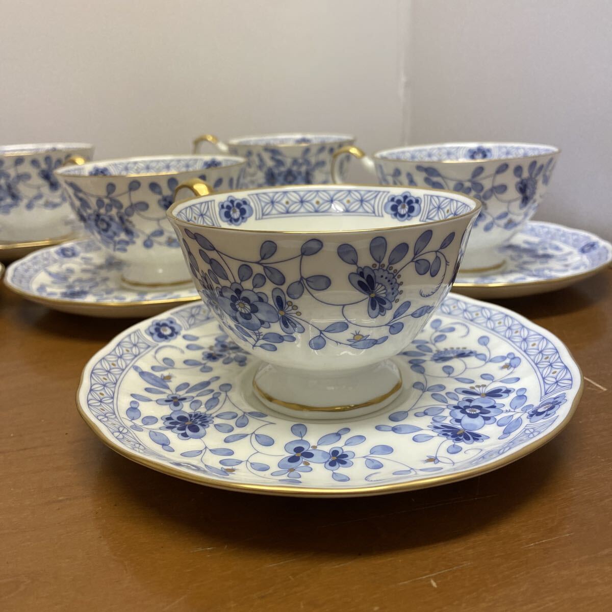 t221 ミラノ ティーカップ&ソーサー 210cc 6点 ナルミ NARUMI ティーポット 花柄 洋食器_画像6