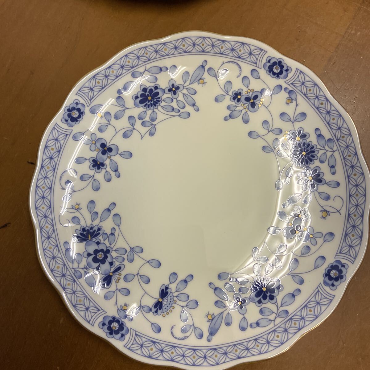 t224 NARUMI ナルミ ケーキ皿&ティースプーン・フォーク各3点 シチュー皿6点 サラダボール フルーツボール各1点セット売り 洋食器 _画像3