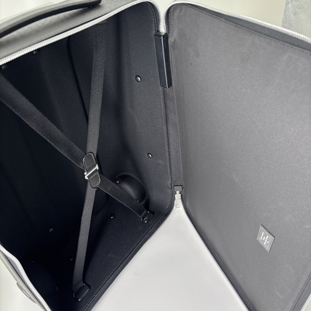 極美品/RFID 現行 Louis Vuitton ルイヴィトン ペガス55 NM M30407 タイガ キャリーケース スーツケース ブラック 黒 定価64万円_画像10