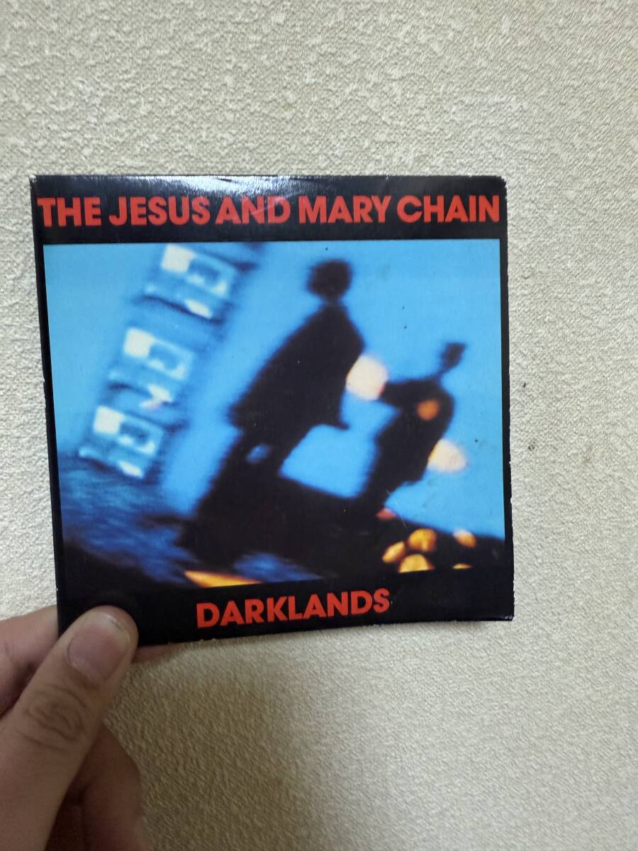 The JESUS AND MARY CHAIN Darklands ジーザス&メリー チェイン ノイズギター レアな来日時使用の日本限定紙ジャケ 解説 歌詞 対訳付き_画像1
