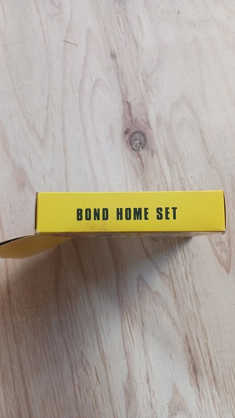 ボンド ホームセット空き箱 コニシ×明治カール コラボ_画像3