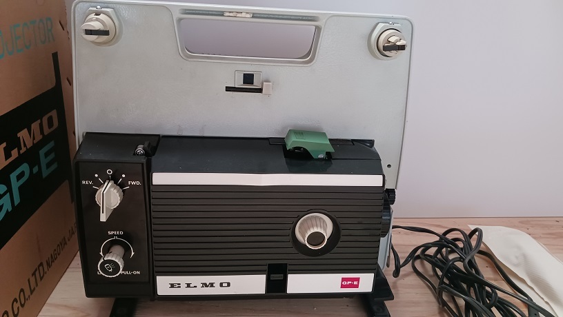 エルモ　8ミリフィルム映写機　動作可　再生未確認　取説付き　昭和レトロ_画像2