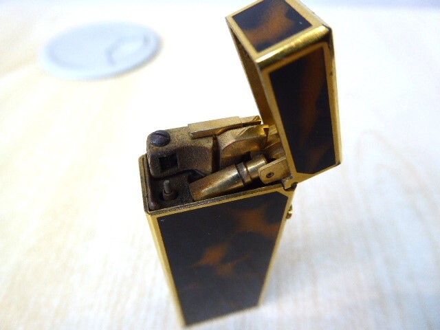 31903 dunhill ダンヒル ガスライター ローラー式 ゴールド マーブル柄 べっ甲柄 喫煙具 高級 火花確認済 中古品_画像6