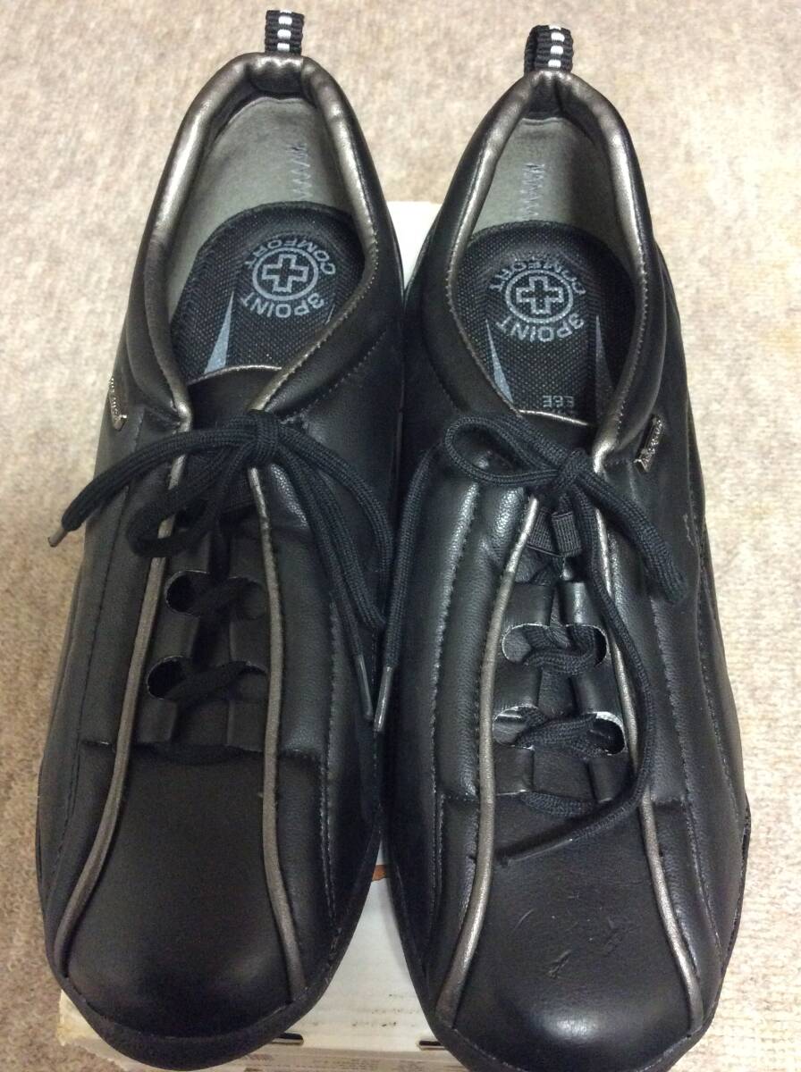 未使用新品　パンジースニーカー　24cmEEE幅広！_画像1