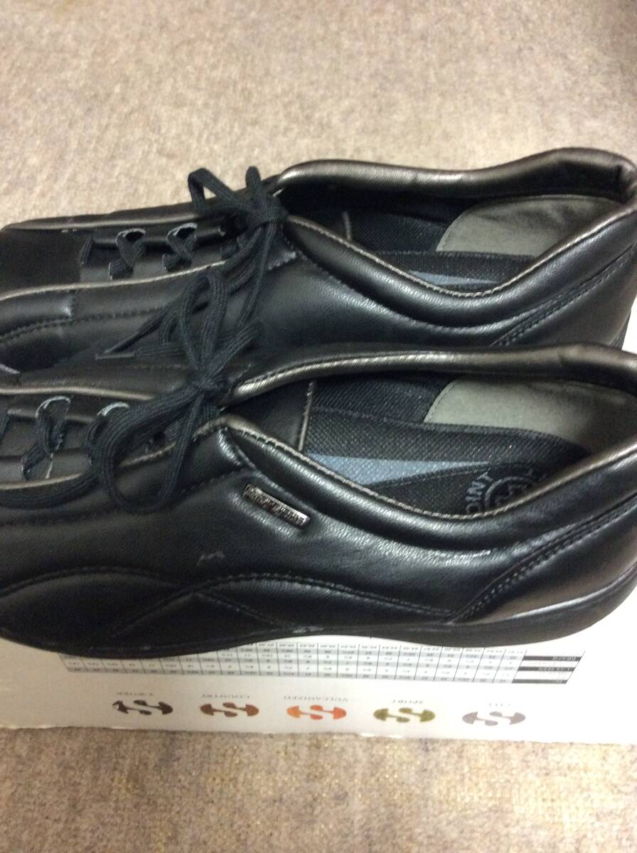 未使用新品　パンジースニーカー　24cmEEE幅広！_画像2