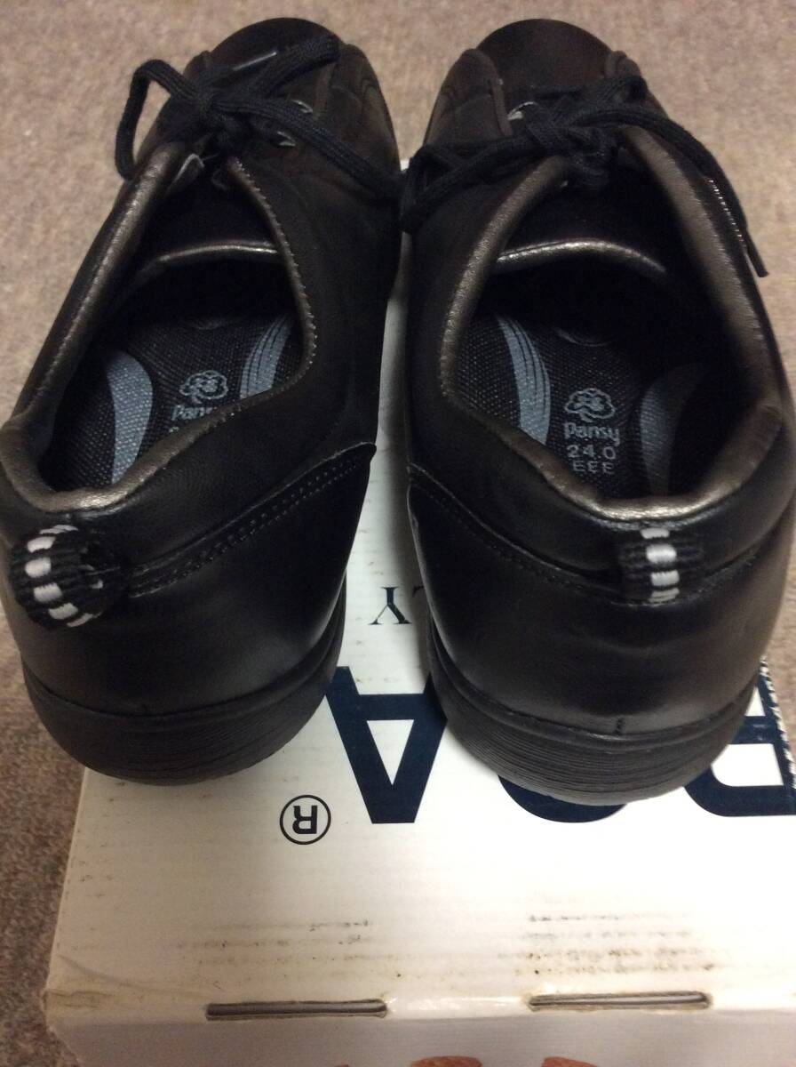 未使用新品　パンジースニーカー　24cmEEE幅広！_画像4