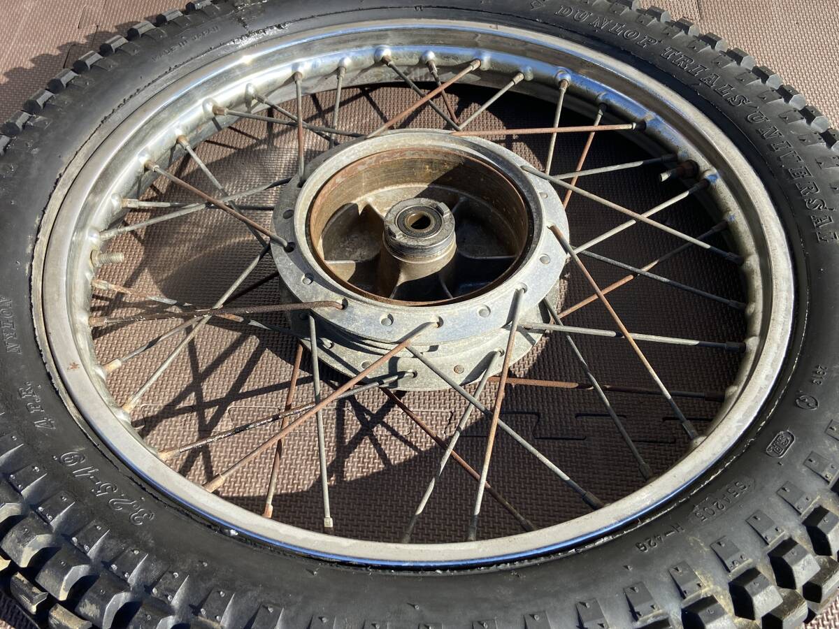 希少 当時物 DT250 DT1 DT1F 純正 フロント ホイール TAKASAGO製 160Ax19 1.60x19 3.25-19 絶版 旧車 タイヤ付 フロント ホイル　_画像10