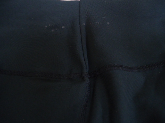 【KCM】Z-iro1-93-M★展示品★【DANSKIN /ダンスキン】レディース レギンス タイツ ヨガ フィットネス DC20120 ブラック サイズM_画像4