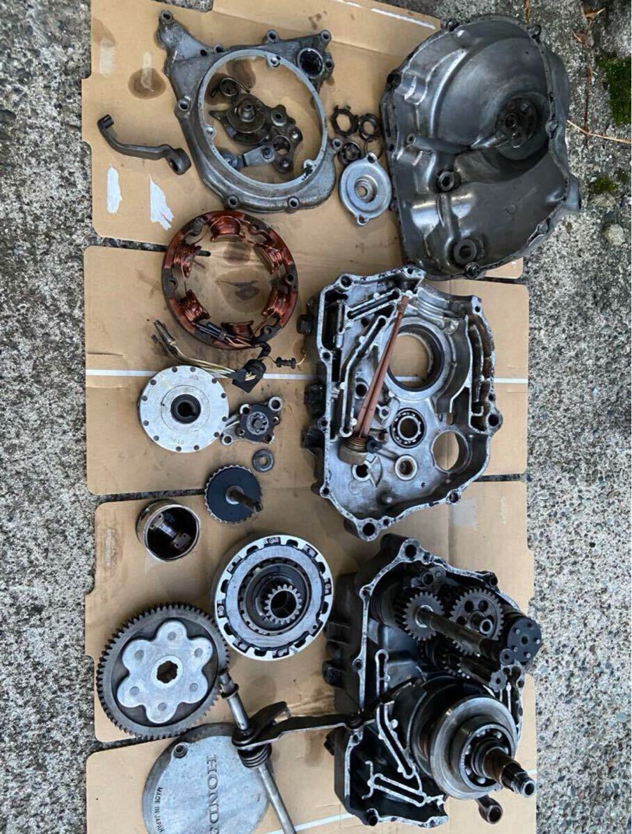 CT90 двигатель поясница внизу 