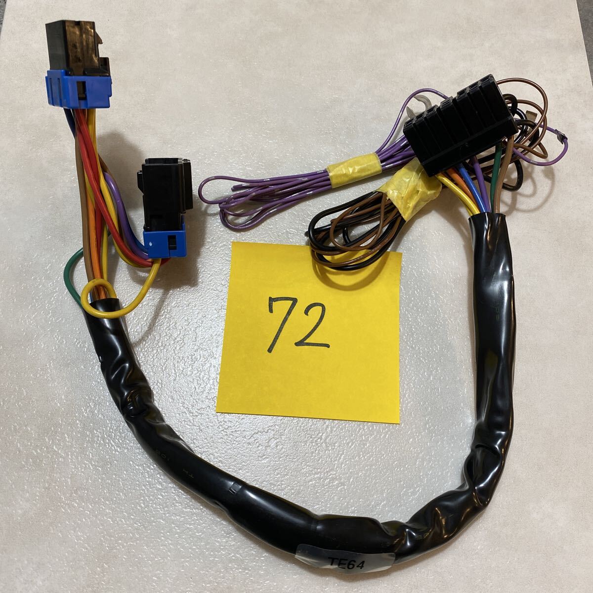 72 Carmate カーメイト エンジンスターター ハーネス TE64 ミツビシ_画像1