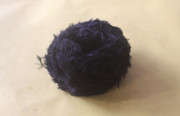 未使用品 毛糸まとめて9玉 ブラック 黒 詳細不明 羽根がついたような毛糸 ハンドメイド 編み物/27N11.6-38_画像4