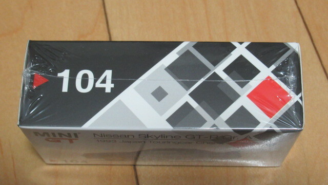 ★ミニGT 【mini GT】 MGT00104-R Nissan スカイライン GT-R R32 全日本ツーリングカー選手権 1993 Gr.A Calsonic #12 新品未開封_画像2