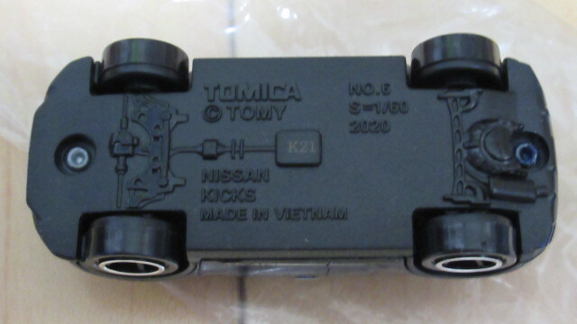 ★トミカ 日産 キックス 開封品 No. 6 日産限定？ ダークブルー？_画像5