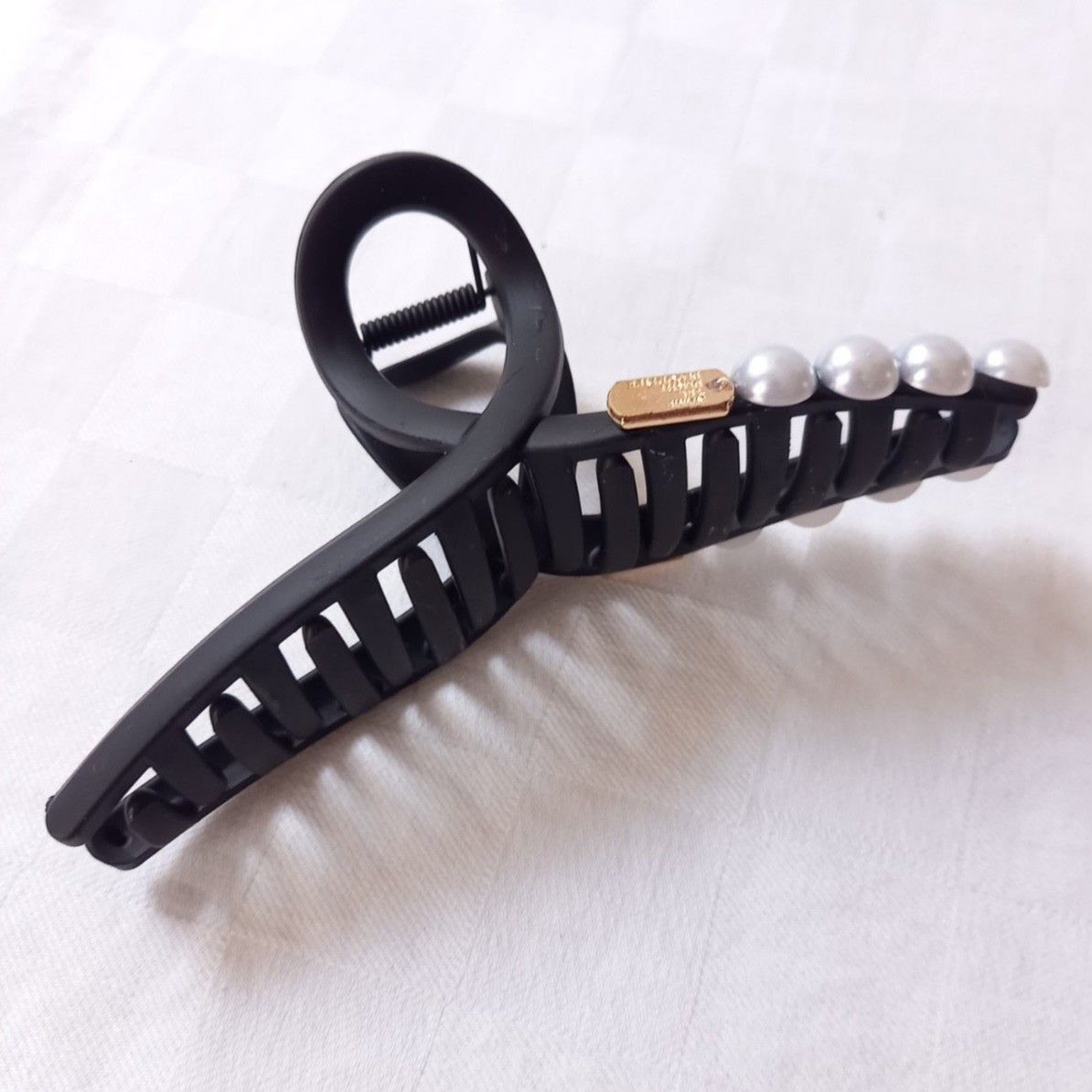 【フォーマルにも】パール ヘアクリップ 大きめ バンスクリップ ブラック 黒 ヘアアクセサリー 髪留め 上品 普段使い まとめ髪_画像5