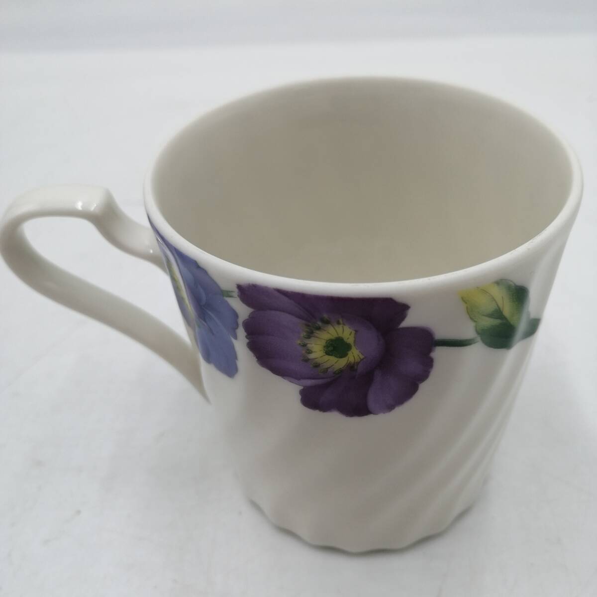 y3798 未使用 美濃焼 JPルシアン モーニングマグ 5客セット 磁器 日本製 シンプル カフェ コーヒー 花柄 食器 毎日使い_画像6