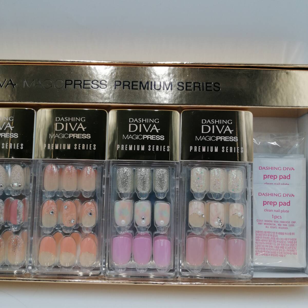 y3779 新品未使用 DASHING DIVA MAGIC PRESS PREMIUM SERIES ダッシングディバ ネイルチップ ペディキュア 6色 スペシャルコレクション4色_画像4