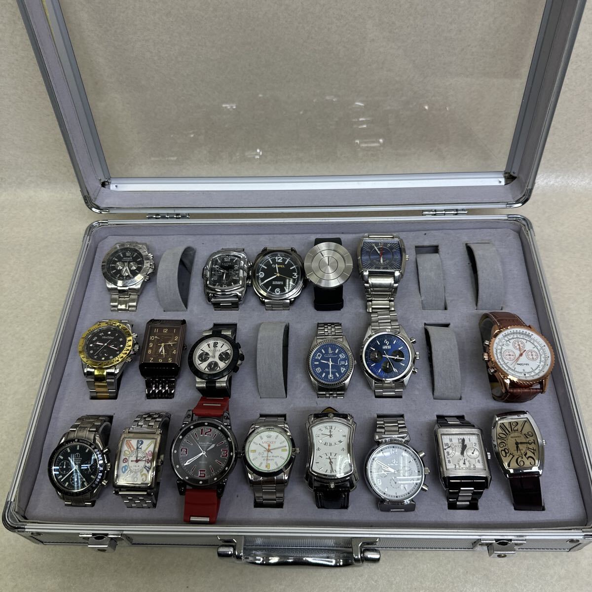  рука кейс для часов . наручные часы 19 пункт 