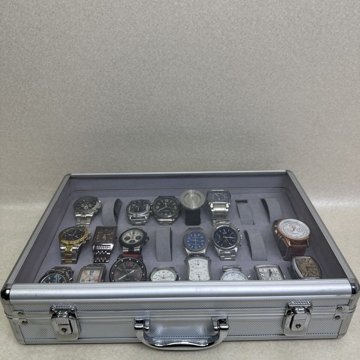  рука кейс для часов . наручные часы 19 пункт 