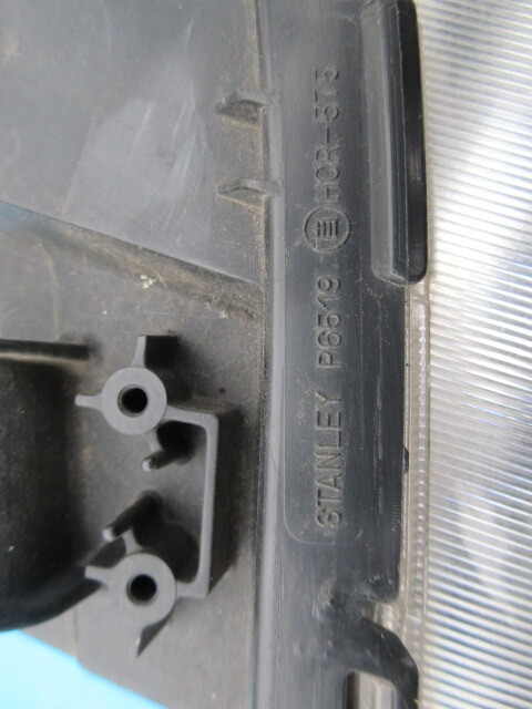 オッティ H92W eKワゴン　H82W 左ヘッドライト　スタンレー　P6519_画像7