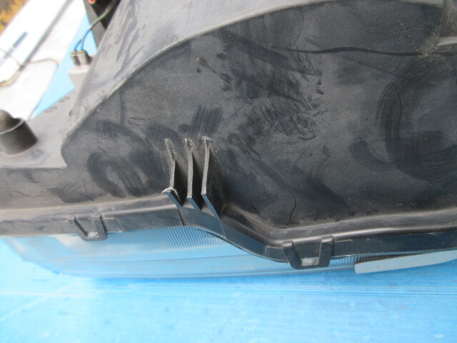 エブリ　DA64　左ヘッドライト　まつげ　パール　ゆうパック着払い　爪折れあり_画像5