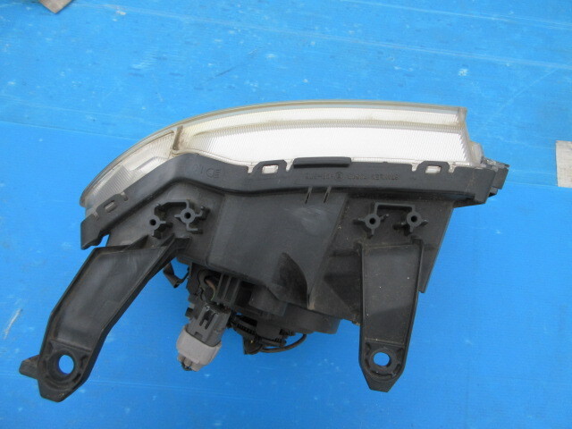 オッティ H92W eKワゴン　H82W 左ヘッドライト　スタンレー　P6519_画像3