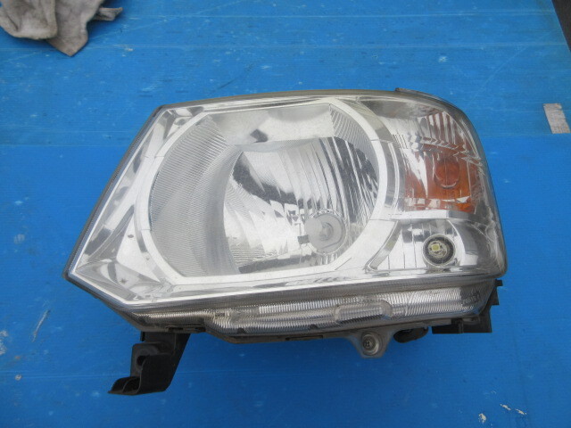 オッティ H92W eKワゴン　H82W 左ヘッドライト　スタンレー　P6519_画像1