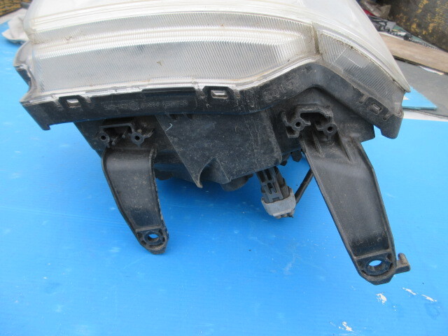 オッティ H92W eKワゴン　H82W 右ヘッドライト　スタンレー　P6519_画像3