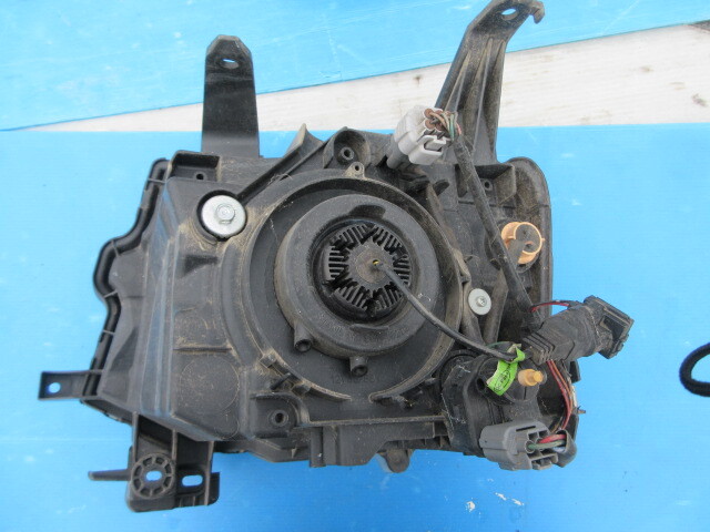 オッティ H92W eKワゴン　H82W 右ヘッドライト　スタンレー　P6519_画像6