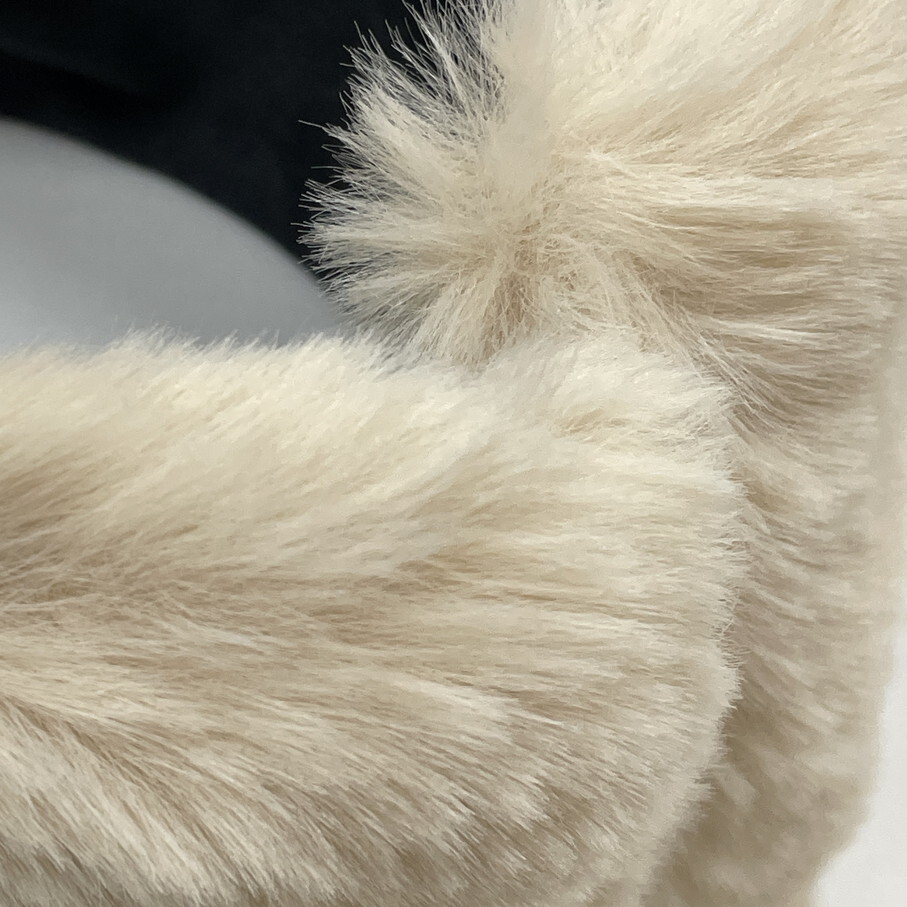 nano universe /F/ ベージュ系 エコファーティペット マフラー 防寒 冬物 ふわふわ もこもこ カジュアル インナーブラック ナノユニバース_画像4