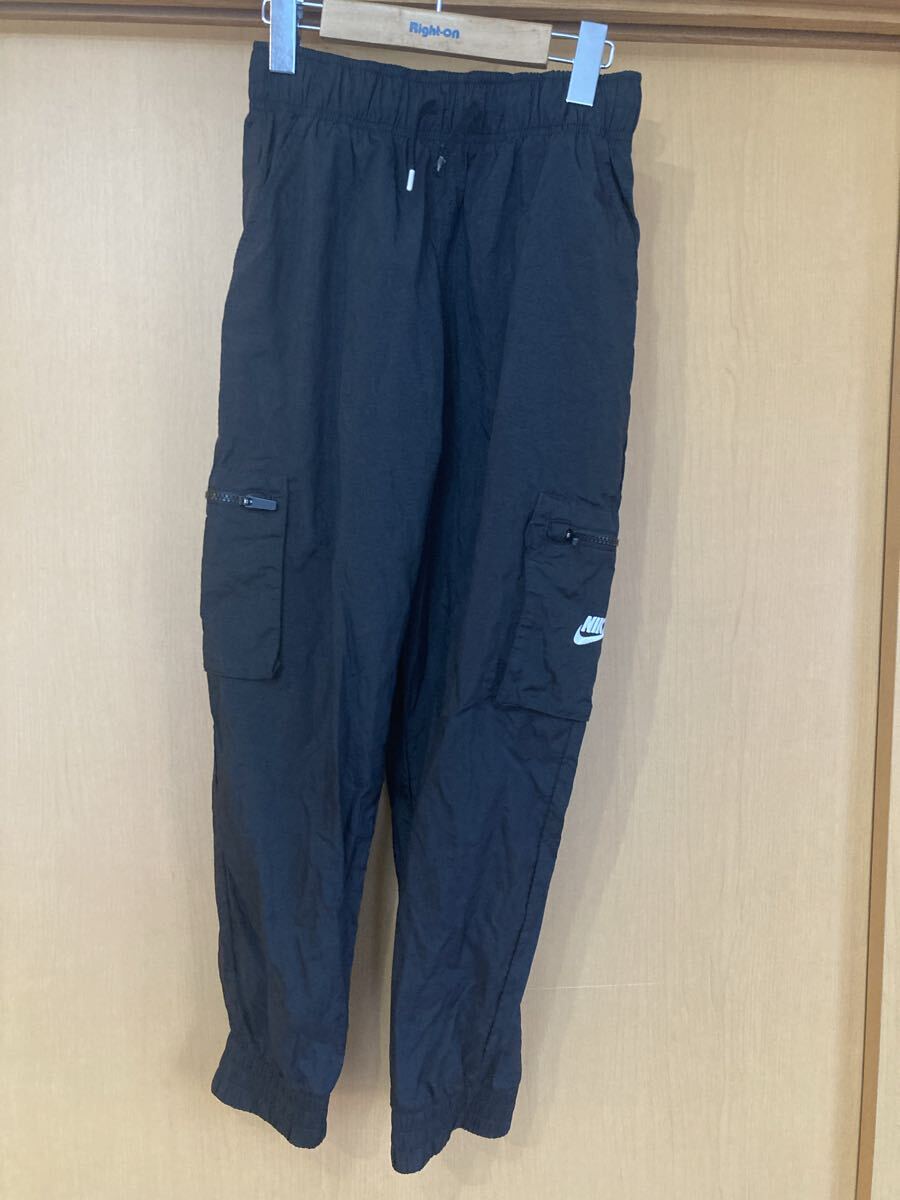 ナイキ　NIKE ブラック カーゴパンツ ナイロン ダンス　_画像1