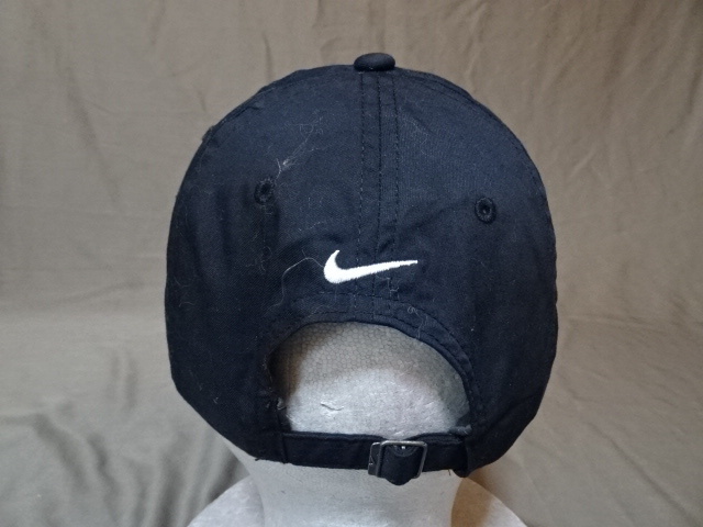 激レア USA購入 ナイキ【NIKE】製 【HERITAGE86】【DRI FIT】【LIONS LACROSSE】 スウォッシュ ロゴ刺繍入り キャップ ブラック 中古良品_画像5
