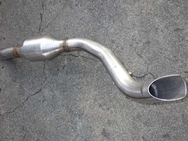 ハイエース 3BA-TRH214W Rマフラー 2TR-FE 070 SANGO 美品 低走行 17430-75A60_画像5
