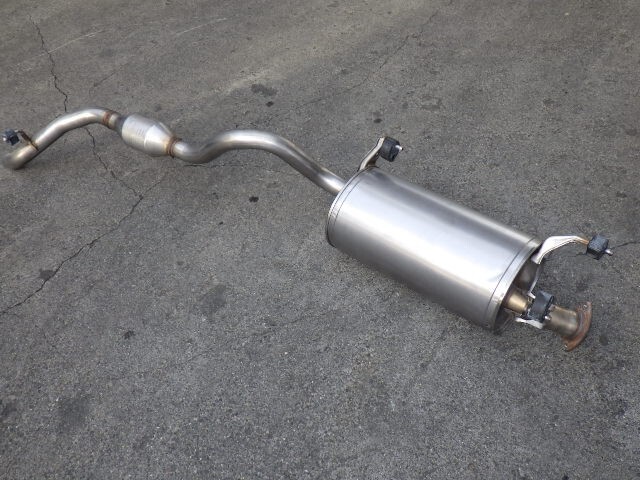 ハイエース 3BA-TRH214W Rマフラー 2TR-FE 070 SANGO 美品 低走行 17430-75A60_画像6