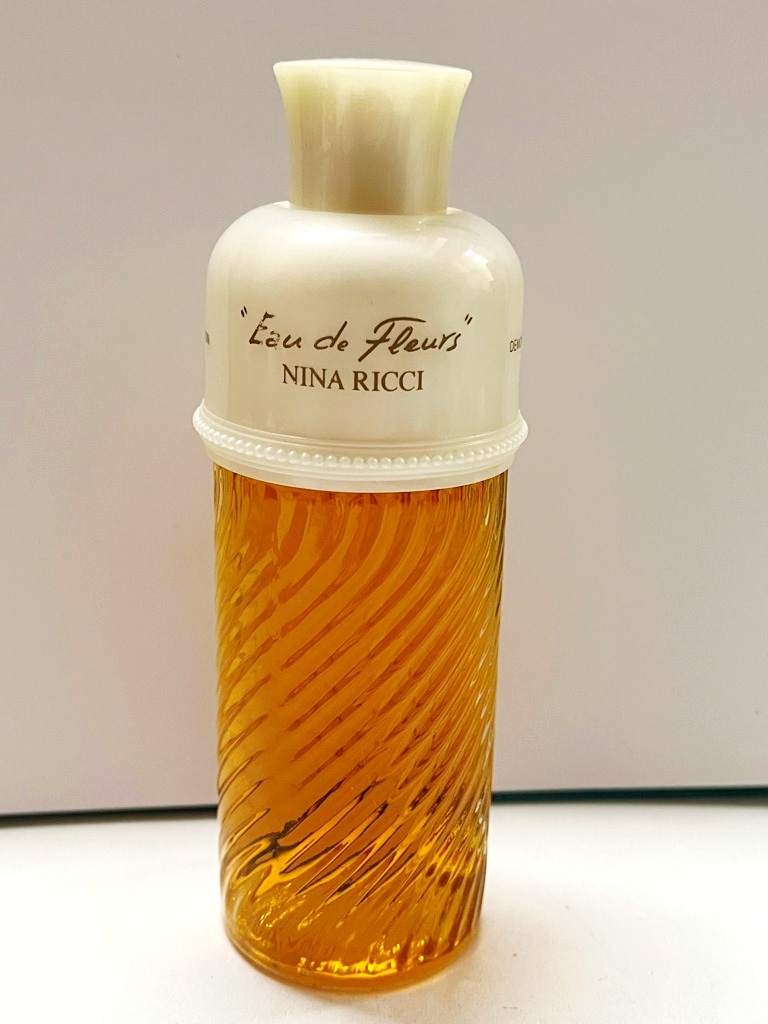 ☆【本州の方限定】ニナリッチ 非売品テスター デモンストレーション 120ml 香水《中古品》☆_画像3