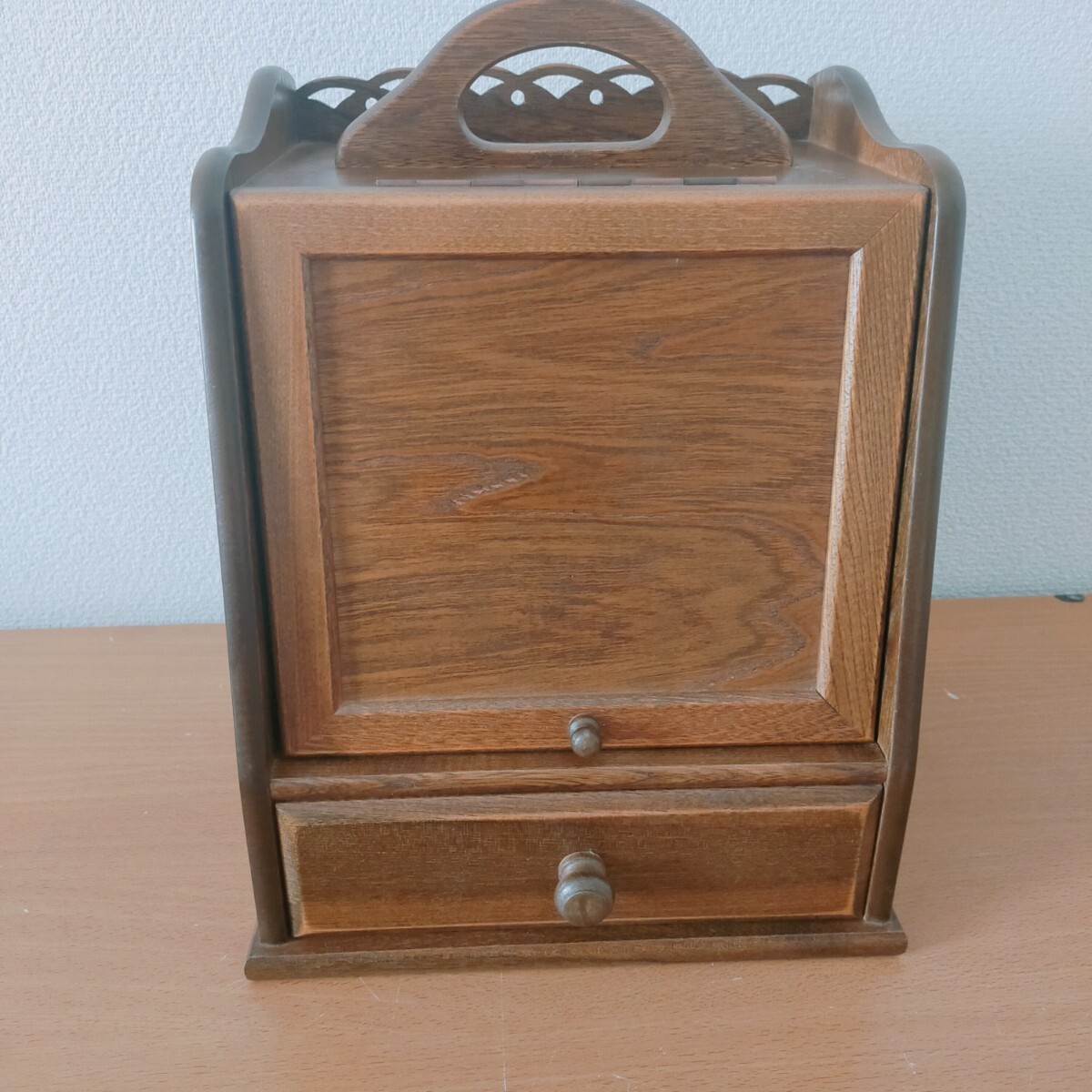 ★USED品★　メイクボックス　コスメティック　ミニドレッサー　木製　ウッド　鏡　パリの雑貨屋さん？　_画像2