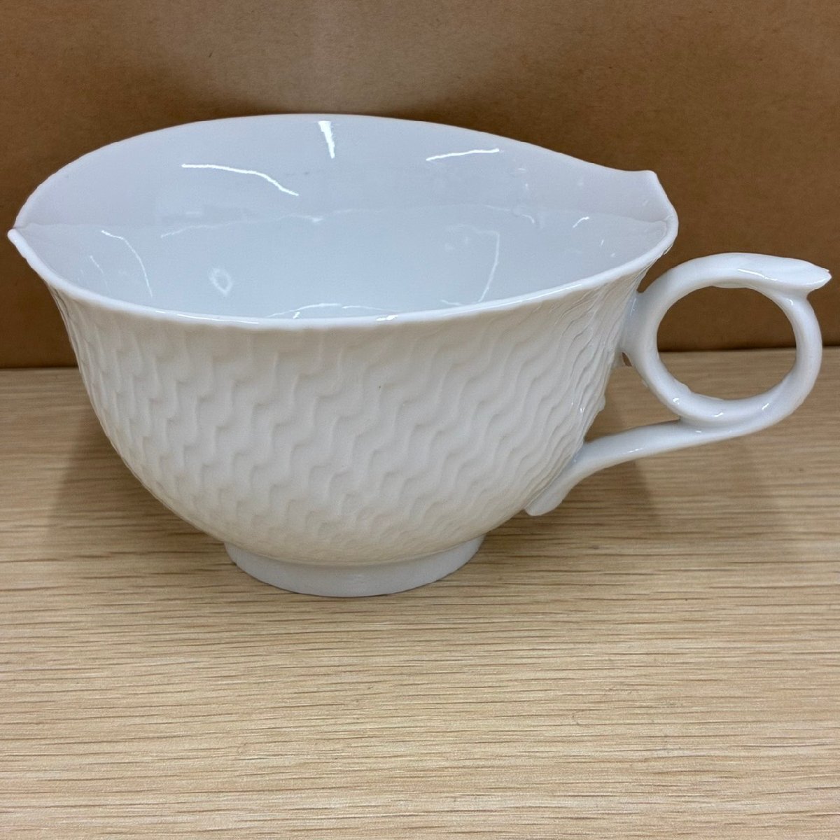 【i25110102】MEISSEN マイセン カップのみ 波の戯れ ホワイト_画像1